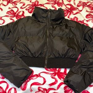 Elegant Black Women's Puffer Jacket